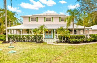 15100 Sweetwater Ct in Ft. Myers, FL - Building Photo - Building Photo
