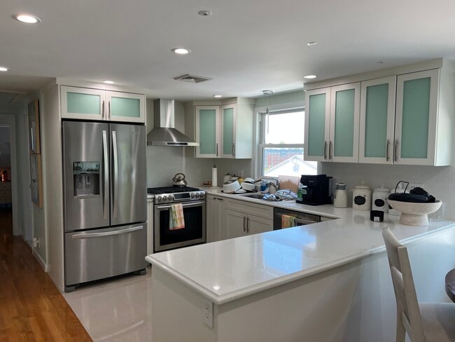 38 Garland St, Unit 1