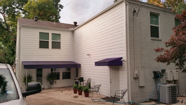3537 Bellaire Dr S, Unit 76109 in Fort Worth, TX - Foto de edificio - Building Photo