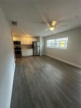 1613 Illinois St in Orlando, FL - Building Photo - Building Photo