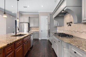 655 Sad Willow Pass in Driftwood, TX - Building Photo - Building Photo
