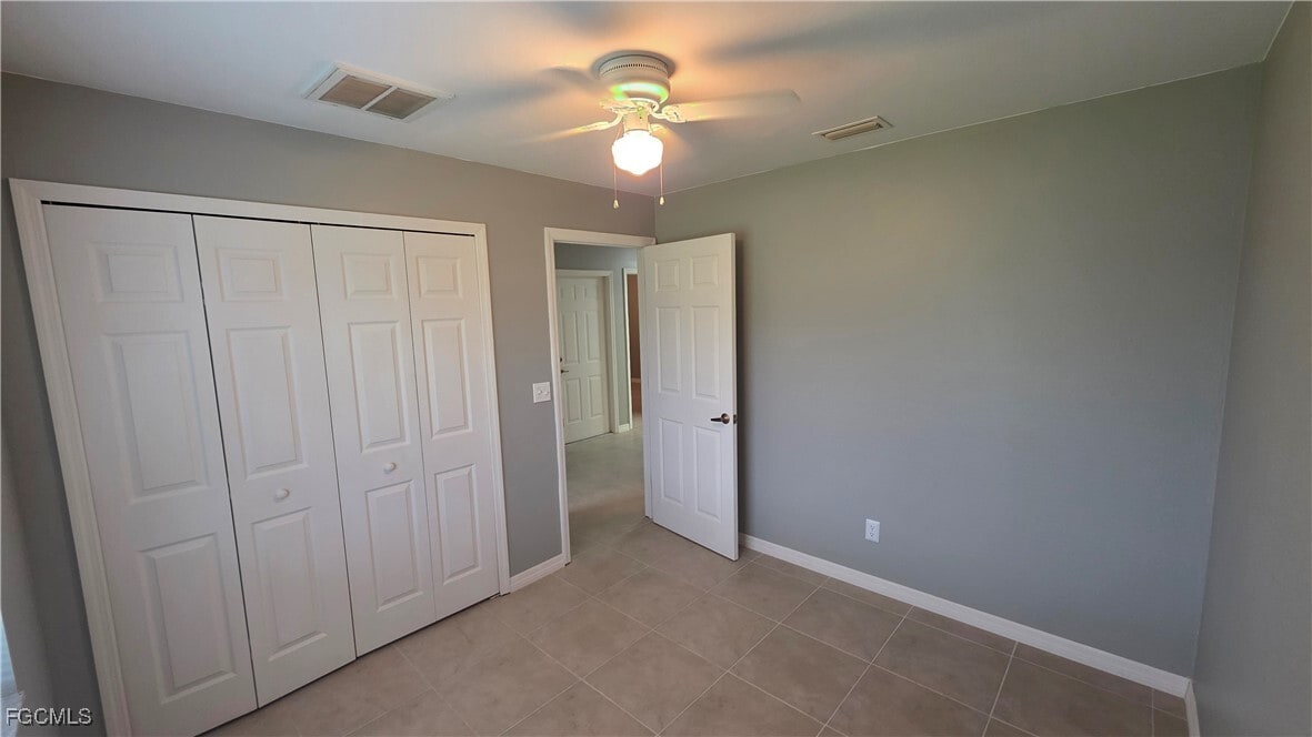 4838 29th St SW in Lehigh Acres, FL - Foto de edificio