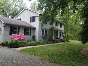 12054 Greensboro Rd in Greensboro, MD - Building Photo - Building Photo