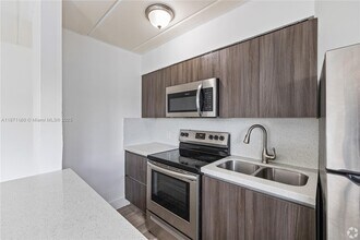 734 NW 80th St in Miami, FL - Building Photo - Building Photo