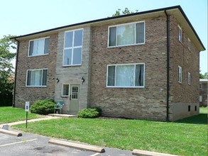 Yorktowne Apartments in St. Louis, MO - Building Photo - Building Photo