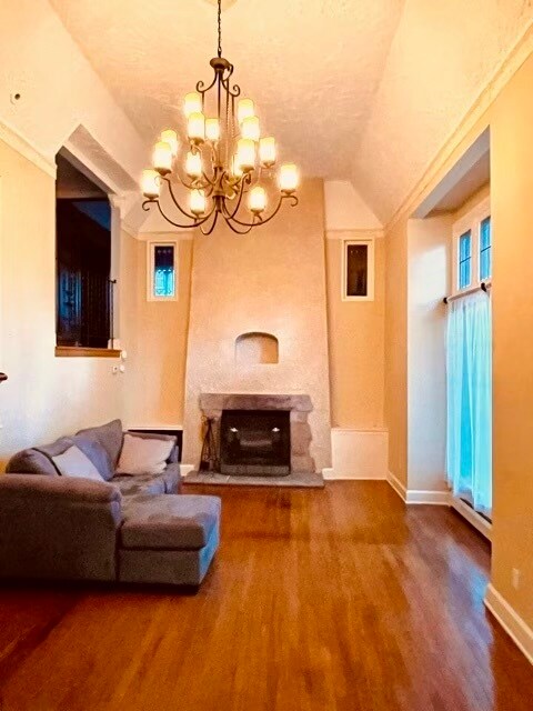 property at 2571 Ashurst Rd
