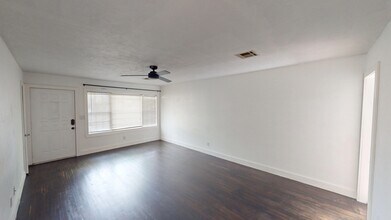 4679 S Trenton Ave in Tulsa, OK - Building Photo - Building Photo