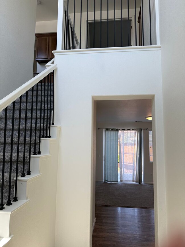 6680 Russian Thistle Drive in Sparks, NV - Building Photo - Building Photo