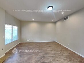 557 Leap Frog Ave in Las Vegas, NV - Building Photo - Building Photo