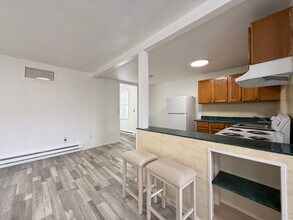 904 South St, Unit 1 in Peekskill, NY - Foto de edificio - Building Photo