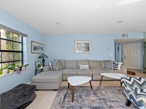 5415 Verona Dr in Boynton Beach, FL - Building Photo - Building Photo