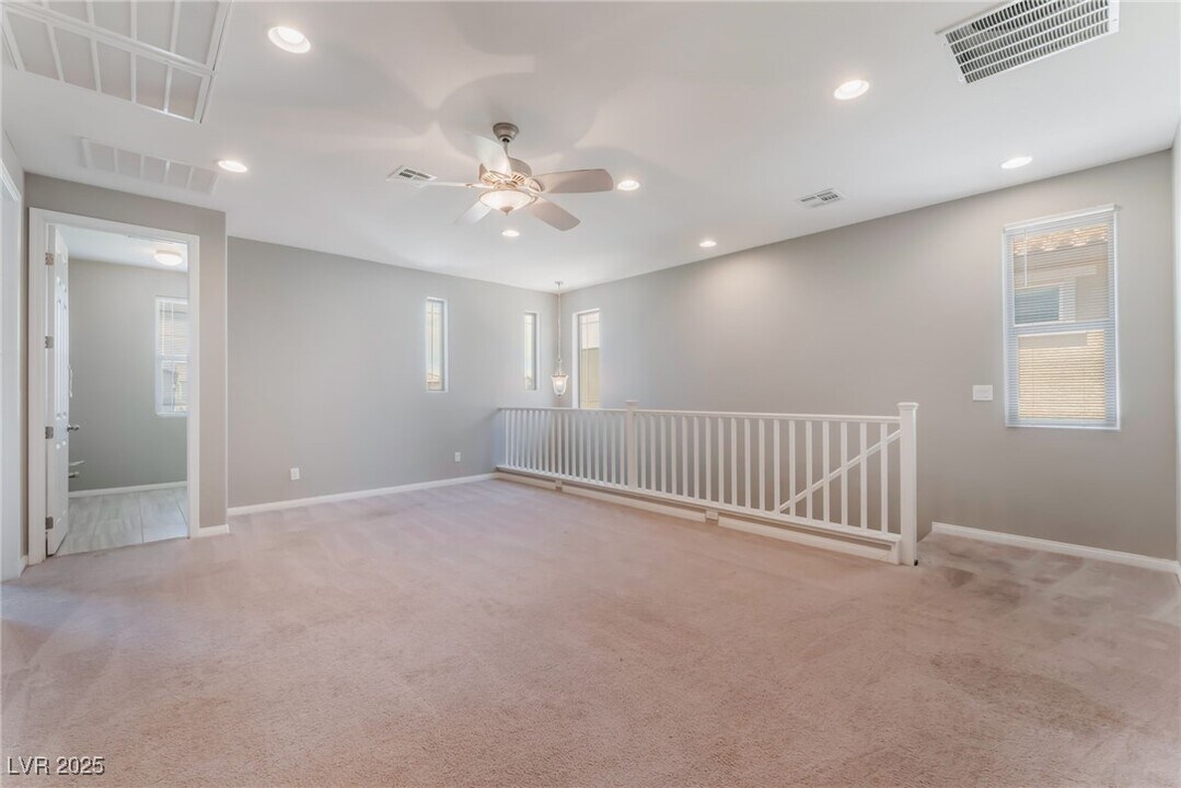 6248 Marine Blue St in North Las Vegas, NV - Building Photo