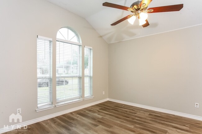 421 Pin Oak Ln in Royse City, TX - Building Photo - Building Photo