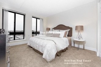 28 Exeter St-Unit -203 in Boston, MA - Building Photo - Building Photo