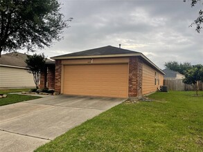 634 Sweet Flower Dr in Houston, TX - Building Photo - Building Photo