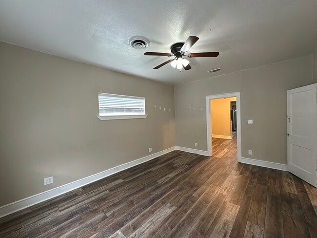 817 SE 18th St in Mineral Wells, TX - Building Photo - Building Photo