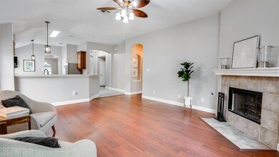 725 Crane Canyon Pl in Round Rock, TX - Building Photo - Building Photo