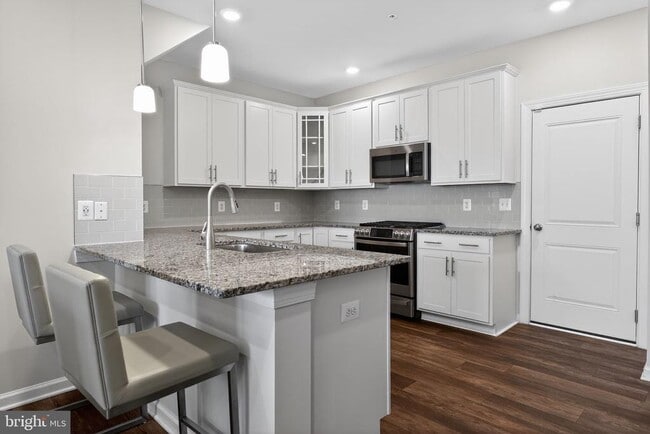 14937 River Walk Way