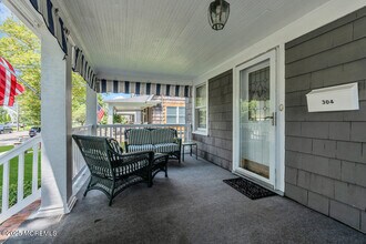 304 Salem Ave in Spring Lake, NJ - Building Photo - Building Photo