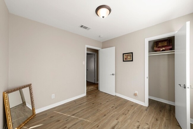 10128 Homestead Rd in Houston, TX - Building Photo - Building Photo