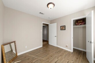 10128 Homestead Rd in Houston, TX - Building Photo - Building Photo