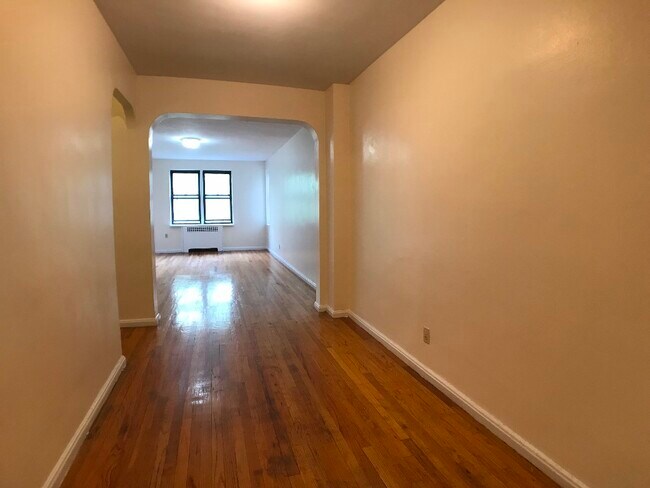 50 Overlook Terrace in New York, NY - Building Photo - Building Photo