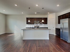 885 Headland Wy, Unit 2302 in Holly Springs, GA - Building Photo - Building Photo