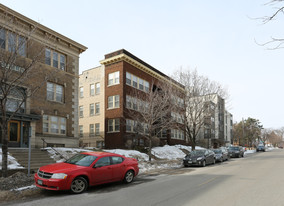 809 Douglas Ave in Minneapolis, MN - Foto de edificio - Building Photo