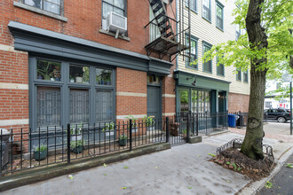 35 Cranberry Street in Brooklyn, NY - Building Photo - Building Photo