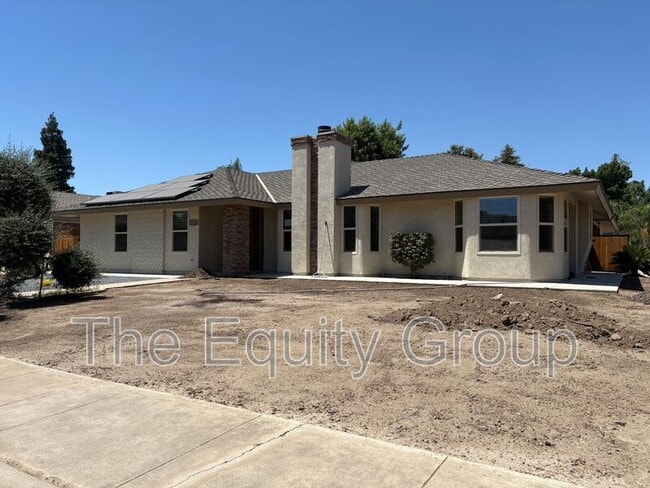 property at 2322 E Vassar Dr