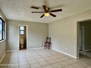 5213 McManus Dr in Jacksonville, FL - Building Photo - Building Photo