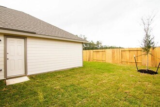 3427 Cannon Dr in Conroe, TX - Foto de edificio - Building Photo
