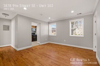 3878 9th St SE in Washington, DC - Foto de edificio - Building Photo