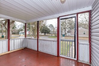 2115 9th St in Pascagoula, MS - Building Photo - Building Photo