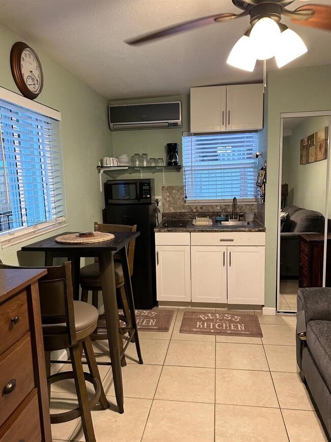 property at 6018 Plunkett St