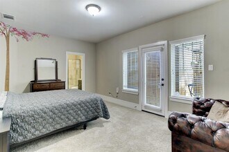 223 W Norma St in Houston, TX - Building Photo - Building Photo