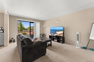 11174 Kelowna Rd in San Diego, CA - Building Photo - Building Photo