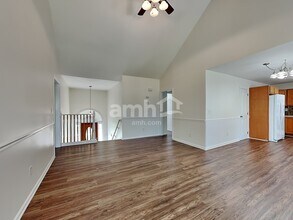2405 Joshua Ln in Winston-Salem, NC - Building Photo - Building Photo