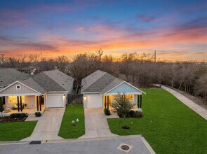 313 Michaelis Dr in Leander, TX - Building Photo - Building Photo