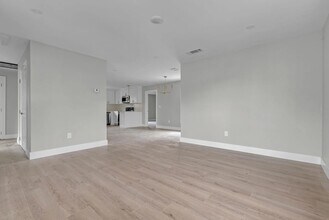 1413-1412 N Bradley St in McKinney, TX - Building Photo - Building Photo