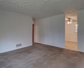 1291 Todiway Ct in Jonesboro, GA - Building Photo - Building Photo