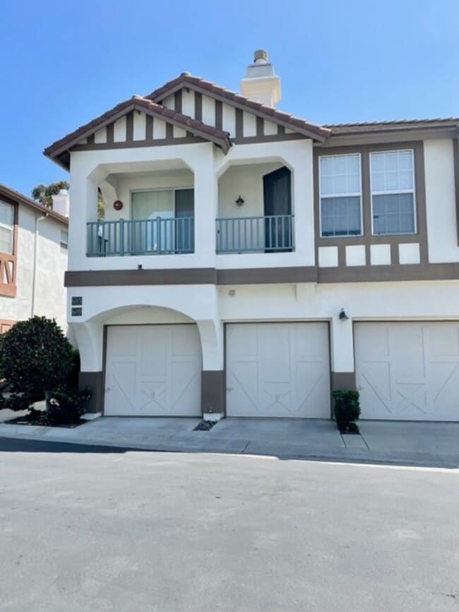 property at 693 Sweet Pea Pl