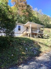 462 Tunnel Mountain Rd in Sylva, NC - Building Photo - Building Photo
