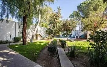 18620 Hatteras St, Unit 286 in Los Angeles, CA - Building Photo - Building Photo