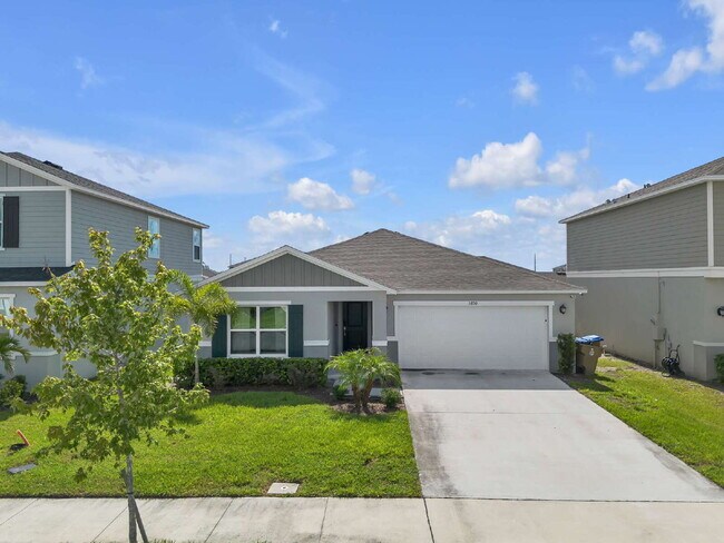 property at 3800 Whitetail Ct