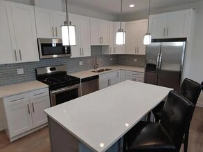 4211 N Harding Ave in Chicago, IL - Building Photo - Building Photo