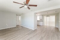 4802 Bonton Dr photo'