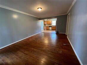 1565 Zurich Dr in Florissant, MO - Building Photo - Building Photo