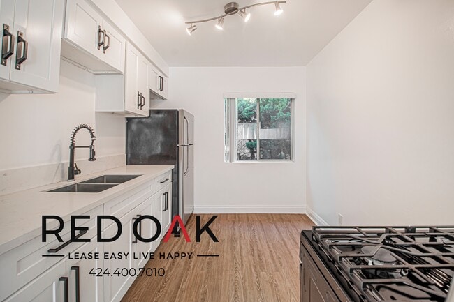 12520 Lakewood Blvd in Downey, CA - Building Photo - Building Photo
