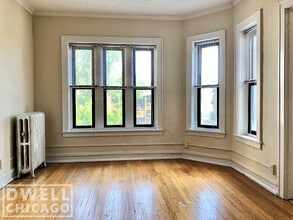 6818 N Lakewood Ave, Unit S in Chicago, IL - Building Photo - Building Photo